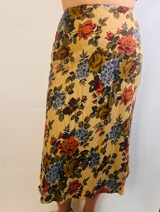 Floral Petite Sophisticate Mid Skirt